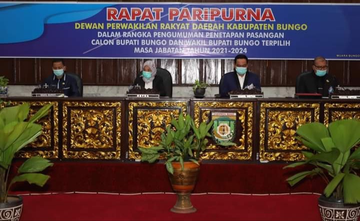 DPRD Bungo Tetapkan Pasangan Hamas-Apri Sebagai Bupati dan Wakil Bupati Terpilih 2020.