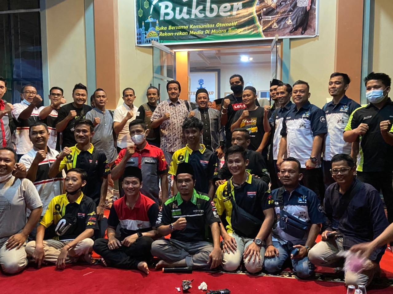 Jalin Silahturahim PT.KBPC Group Buka Bersama Klub Otomotif dan Insan Pers Bungo Tebo