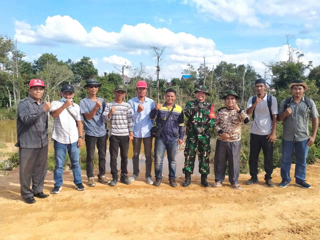 Aksi Cepat Tanggap PT.KBPC Group Terkait Banjir Yang Melanda Perumahan BTN Lintas Asri Menuai Apresiasi dari Warga Setempat