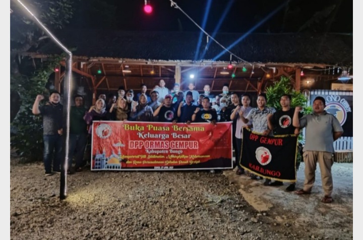 Jalin Silaturahmi,DPP ORMAS GEMPUR mengadakan buka puasa Persama Pengurus Baru Periode 2021-2024