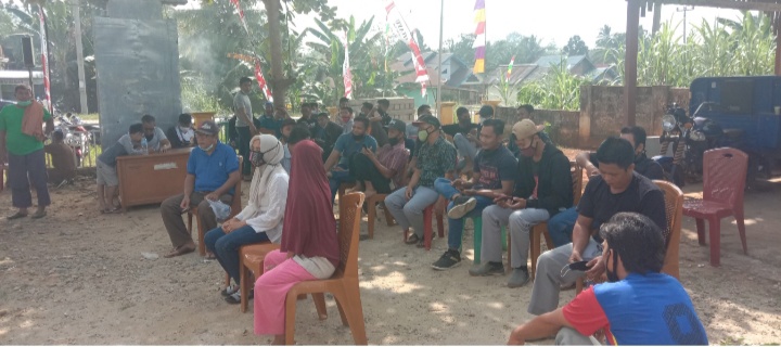 Warga Dusun Senamat Antusias Sambut Vaksinasi Covid-19 Dikantor Rio Dusun Senamat