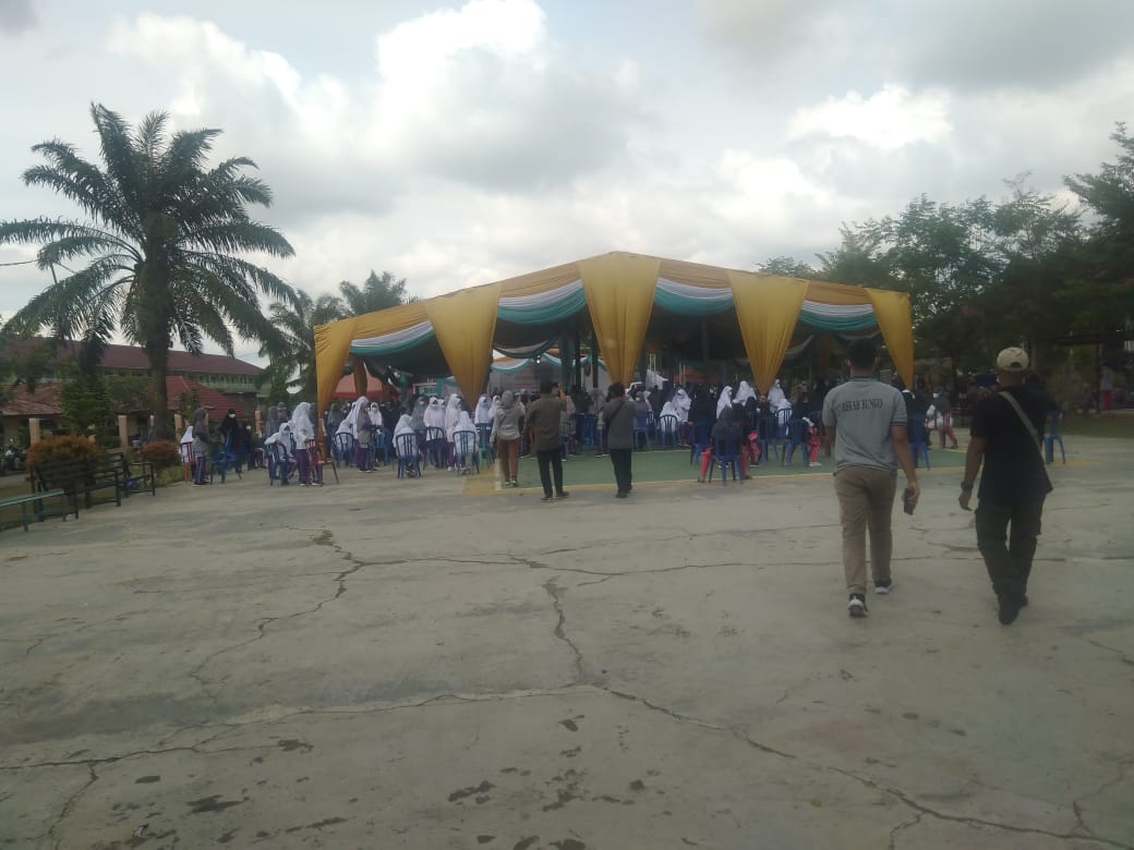 Tetap Adakan Kegiatan Undang Kerumunan Dalam Acara Milad Ponpes Diniyyah Bungo Terpaksa Dibubarkan Langsung Oleh Tim Satgas Covid dan Aparat Kepolisian