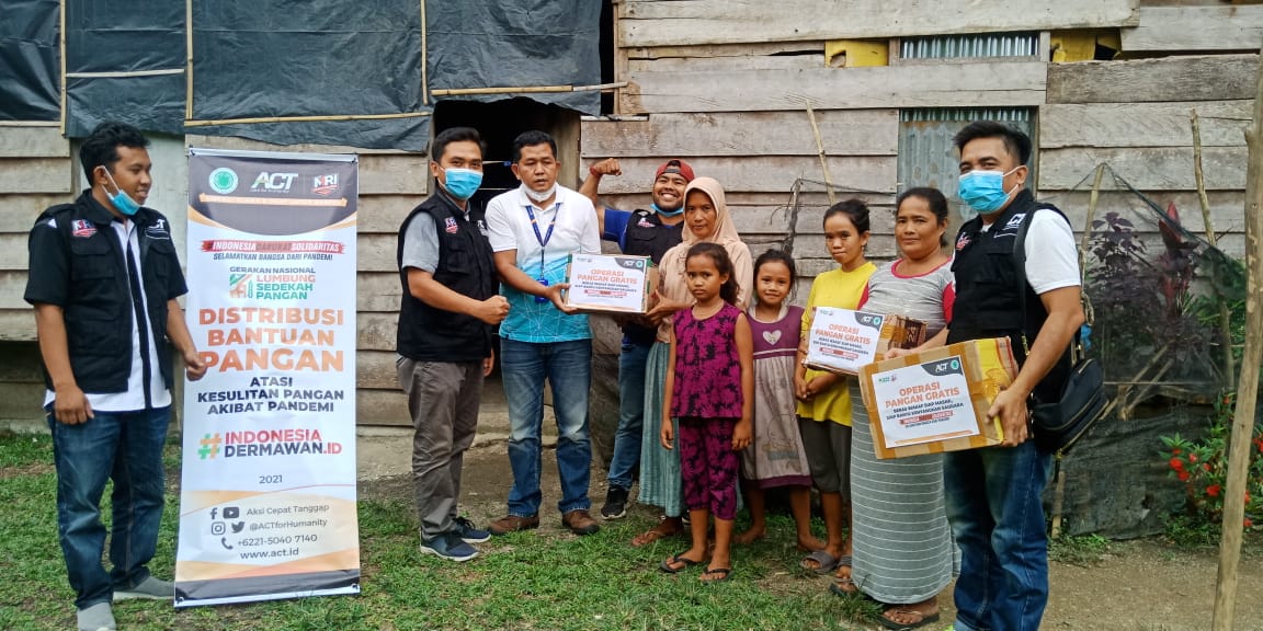Masa PPKM,ACT Bungo Bersama JOIN Kembali Salurkan Sembako Gratis Kepada Warga