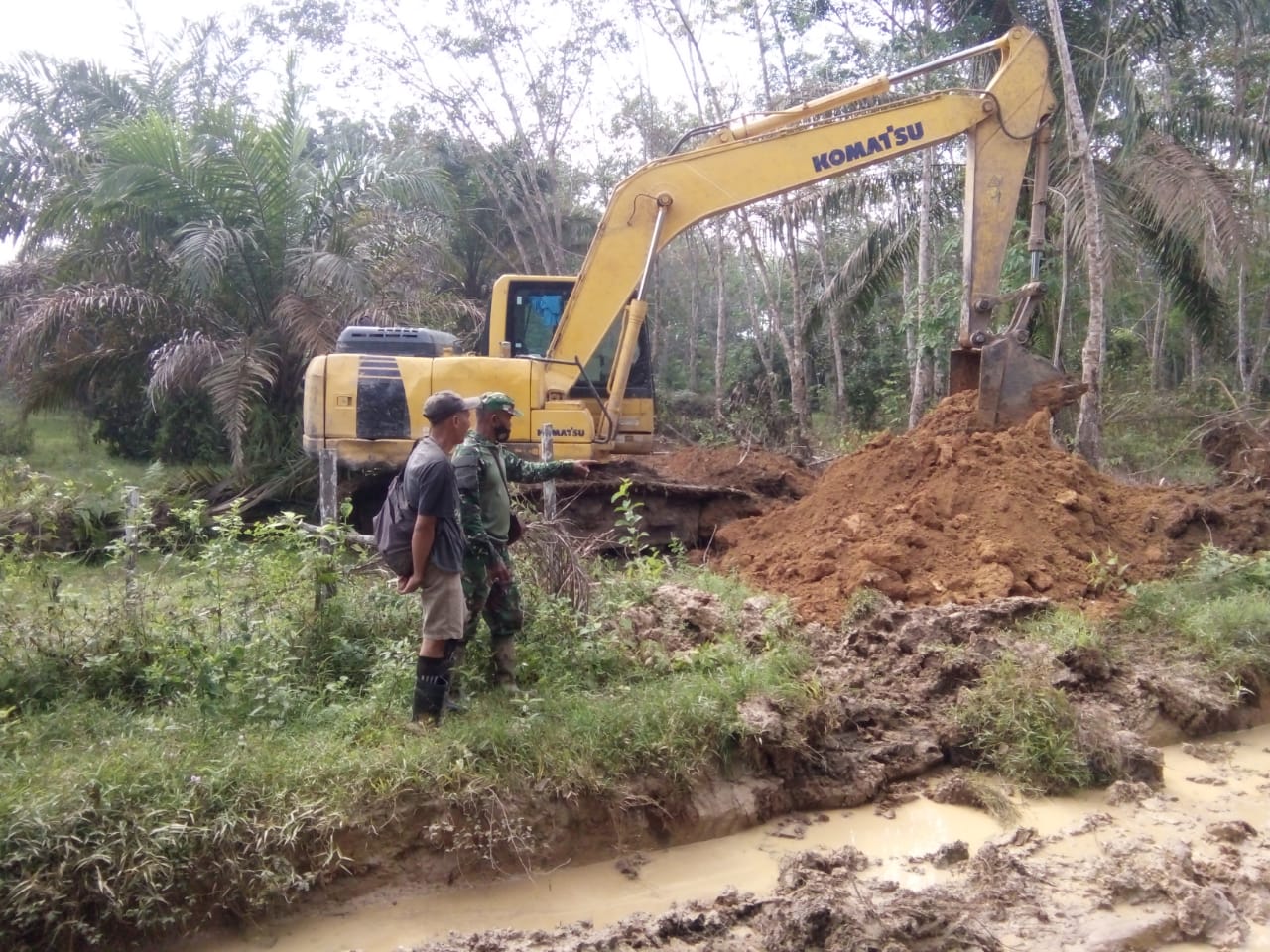Dan SSK Pantau Pembukaan Jalan Pra TMMD ke-112 Kodim 0416 Bute