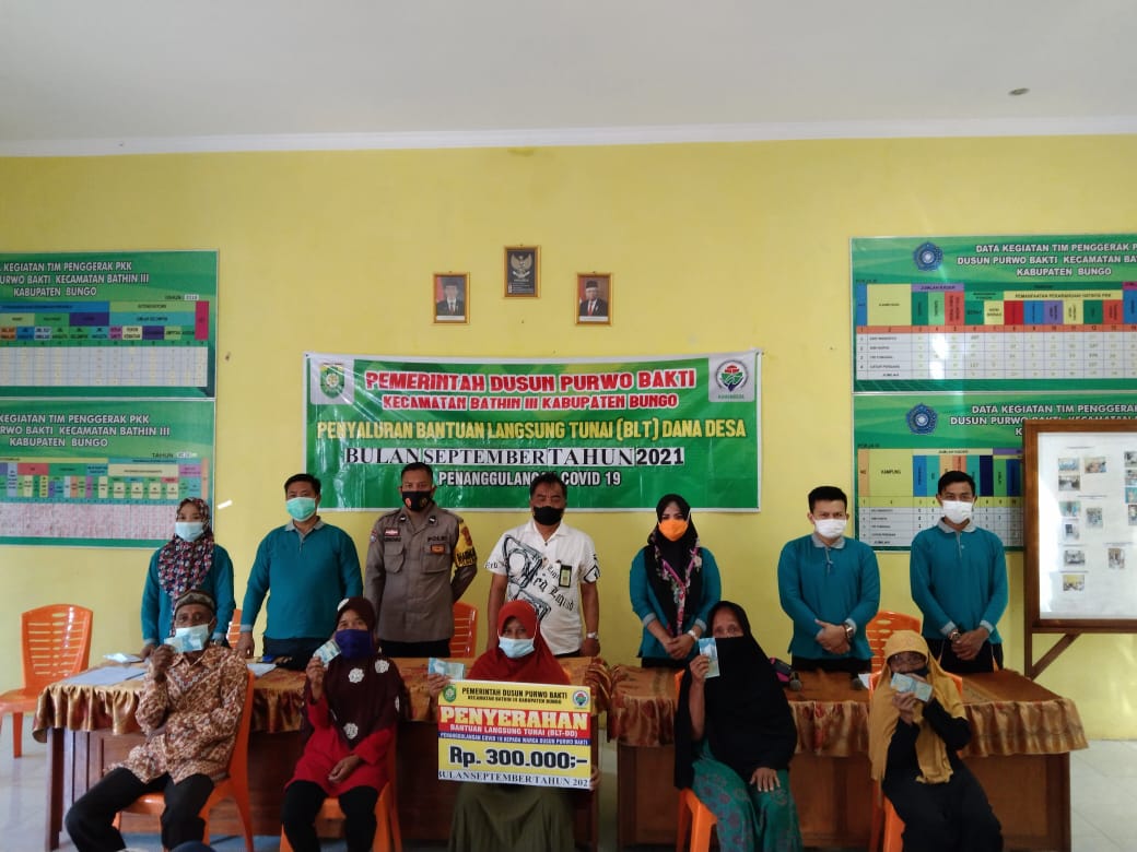 Penyaluran BLT-DD di Dusun Purwo Bhakti Berlansung Sukses