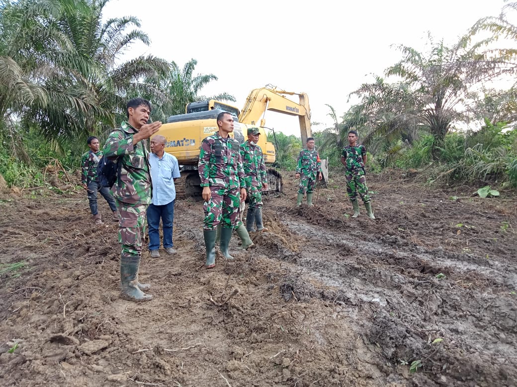 Dandim 0416 Bute Cek Pembukaan Jalan Baru di Lokasi TMMD