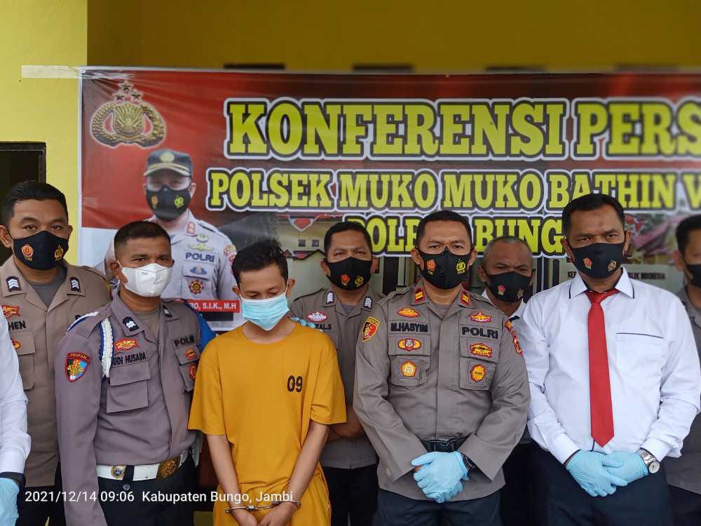 Ditolak Berhubungan Badan, Tukang Ojek Membabi Buta Tikam Istrinya