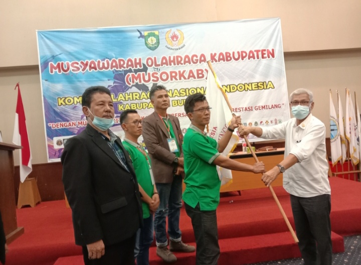Terpilih Secara Aklamasi,Khaidir Shaleh Kembali Menjadi Ketua KONI Bungo Periode 2021-2025