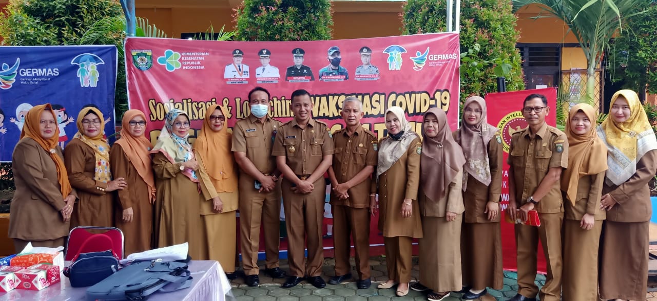 Sasar Sekolah ,Pemkab Bungo Bersama Dinkes Pantau Jalannya Vaksinasi di SD Negeri 81 Muara Bungo