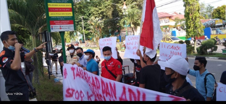 Diduga Jual Beli Perkara Hukum  ARPKH Demo Minta Copot Oknum Jaksa Bungo