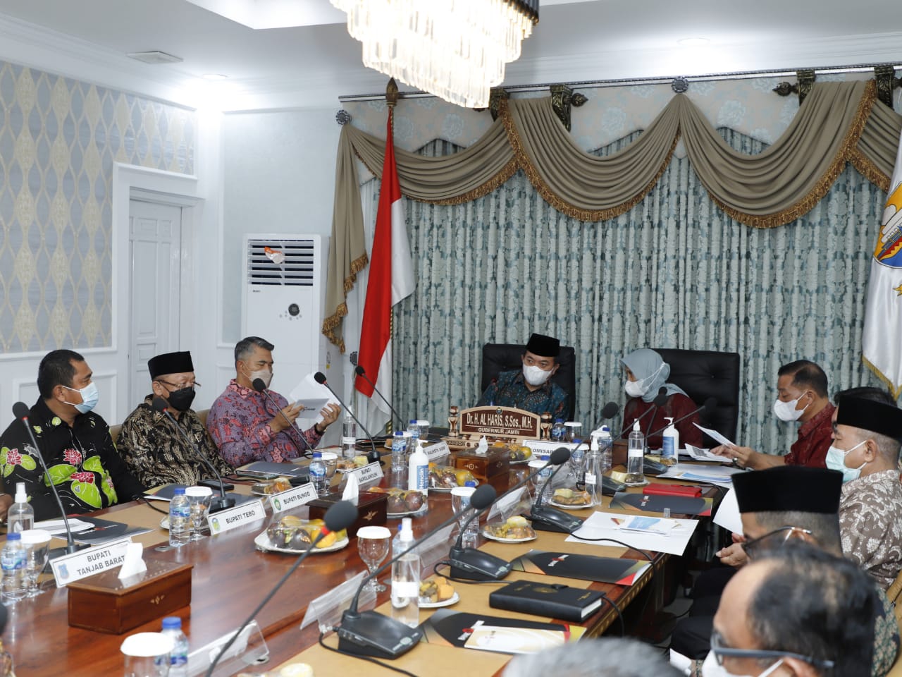 Bupati Bungo H.Mashuri SP.ME Hadiri RUPS Tahunan Bank 9 Jambi