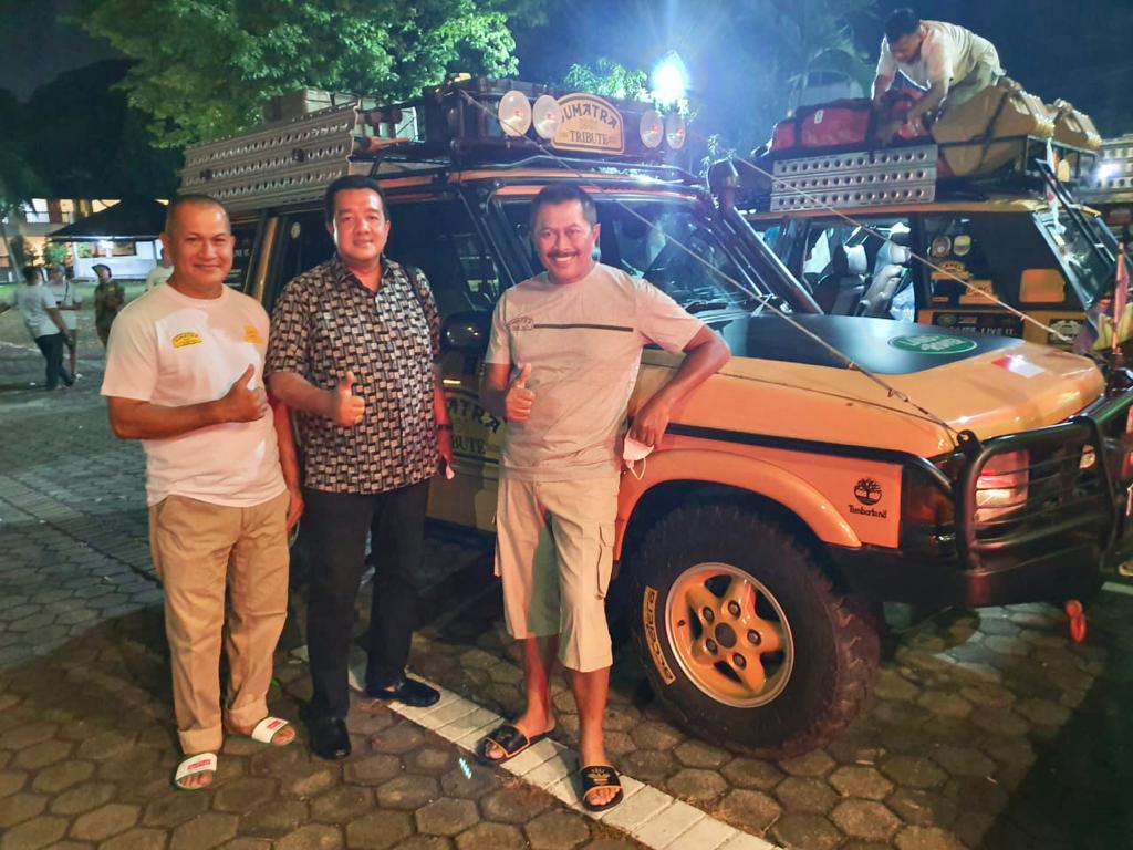Bamsoet Lepas Peserta Sumatra Tribute For Camel Trophy 2022