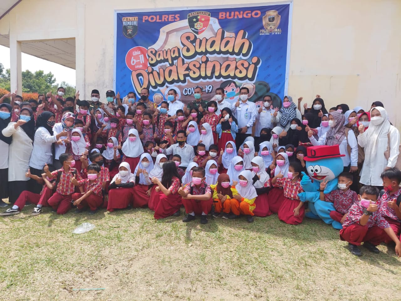 Bupati Bungo Bersama Forkompinda Tinjau Pelaksanaan Vaksinasi di SDN 219/II BTN Lintas Asri