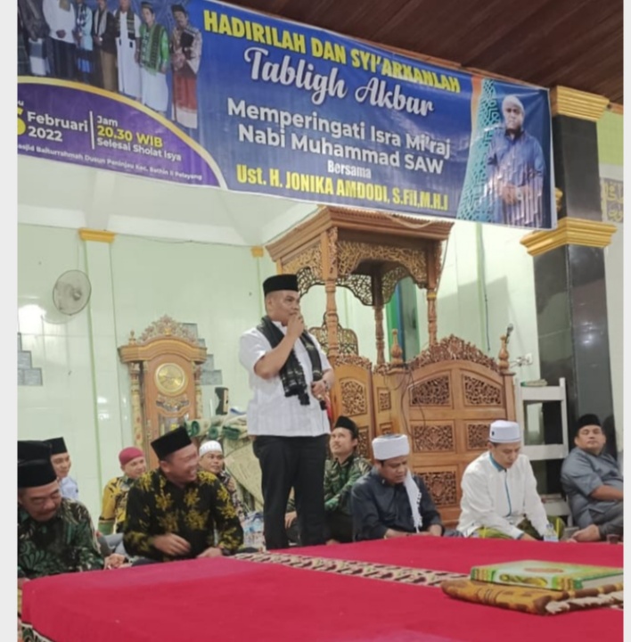 Penuhi Undangan Masyarakat,Brigpol Maidani Beserta Istri Hadiri Tablig Akbar Dusun Peninjau