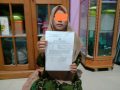 Tak Terima Suaminya Nikah Lagi,YR lapor HB Kepolisi,dan YR Sayangkan Tindakan Rio Setempat Ikut Mengesahkan Pernikahan HB Yang Masih Berstatus Suami Orang