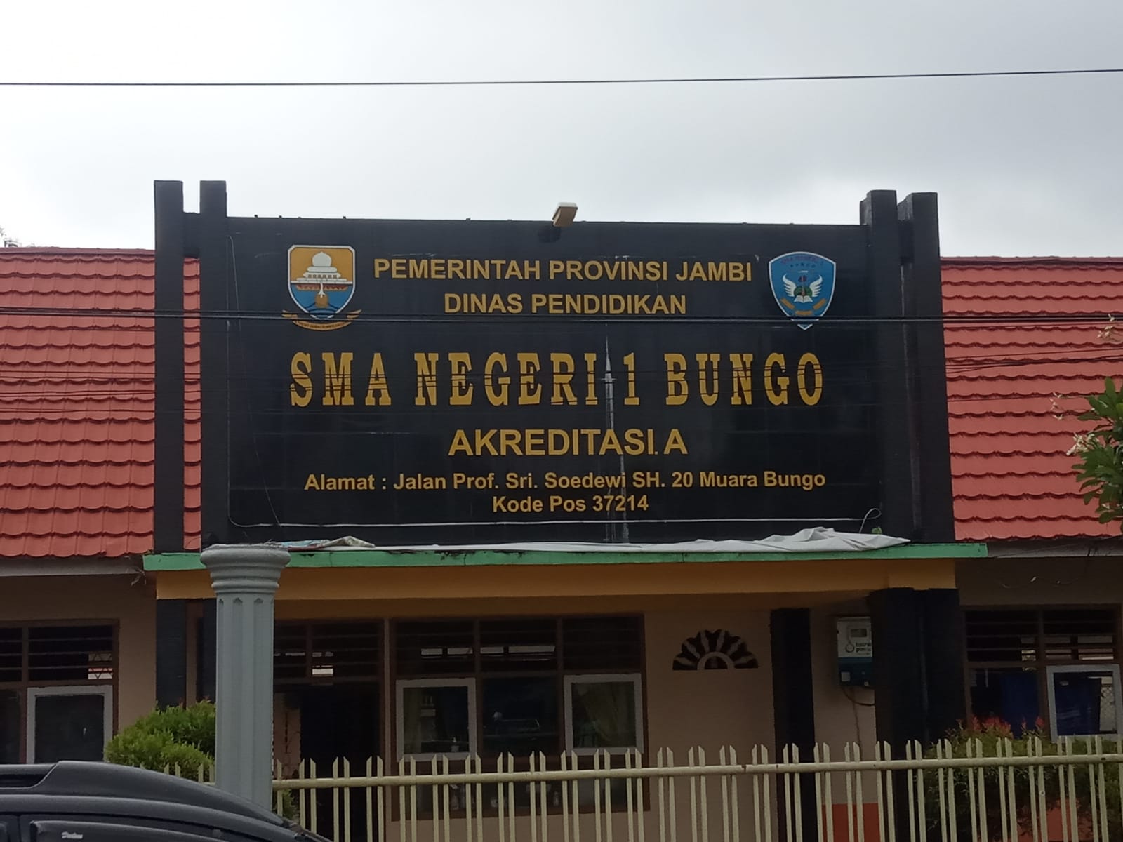 Ironis !!Berkedok Jual Beli LKS Diduga Sekolah SMA Negeri 1 Bungo Lakukan Pungli