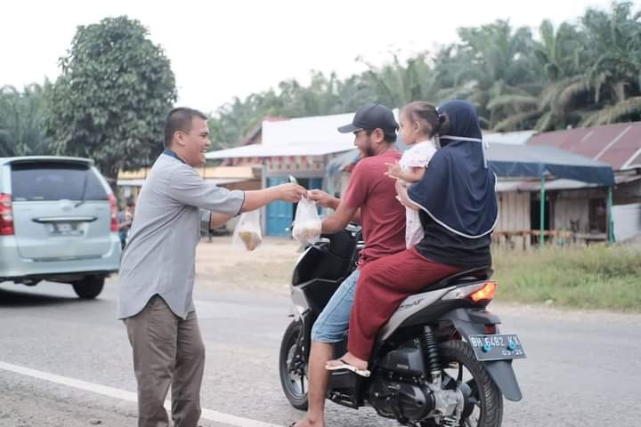 Racikan SOP Buah Pekerja Athaya Garden Laris Manis