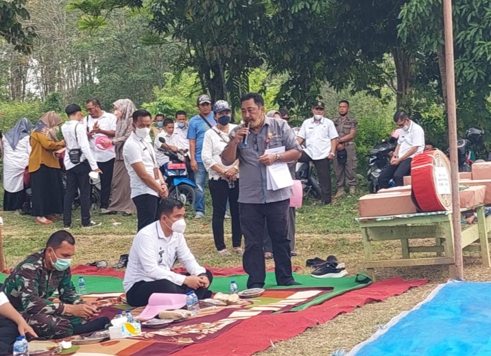 Dinas TPH-Bun Bungo Didampingi Bupati Panen Cabe Merah Bersama Didusun Mangun Jayo