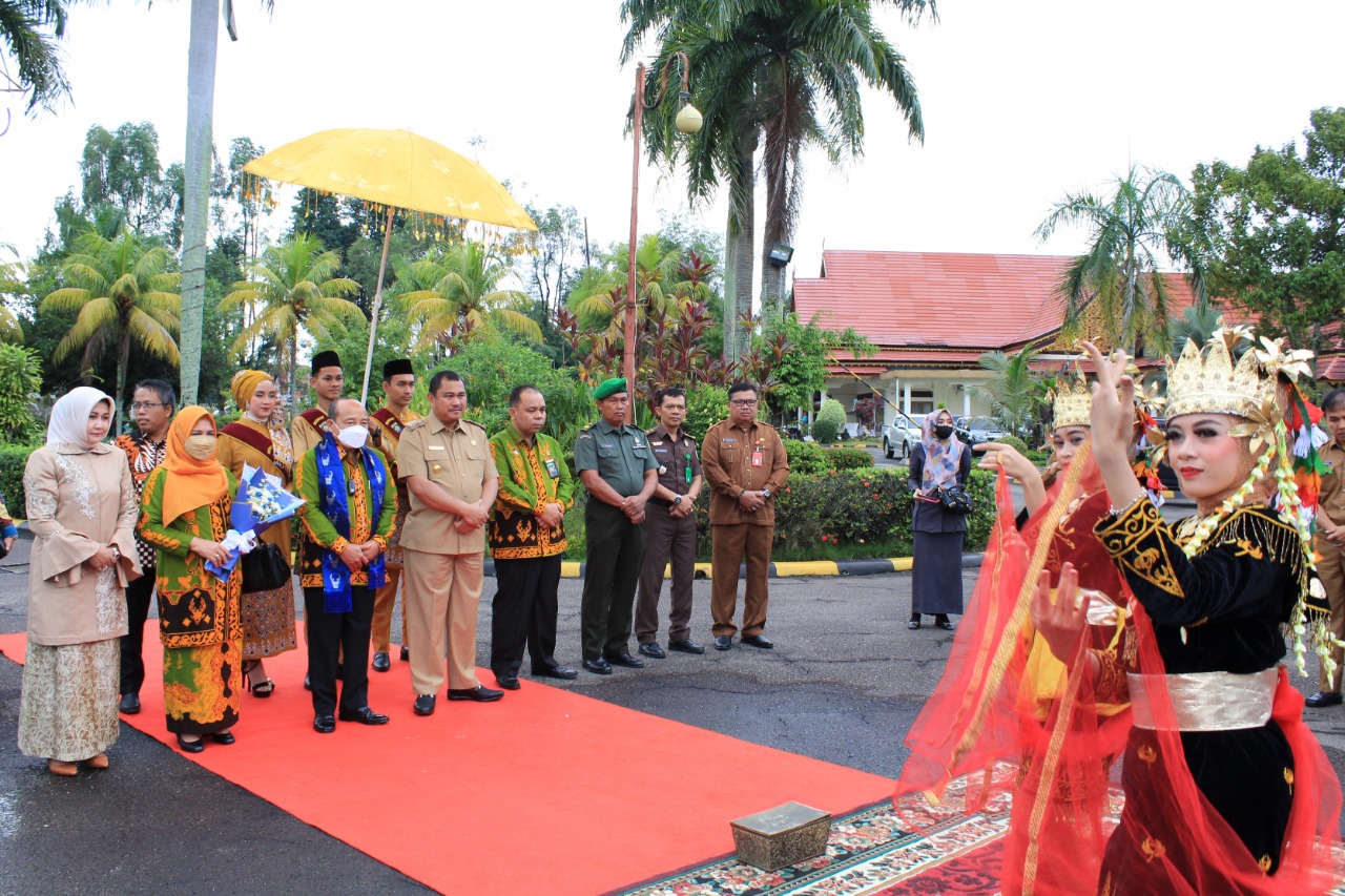 Bupati H.Mashuri Bersama Ketua TP-PKK Bungo Sambut Kunker Ketua Pengadilan Tinggi Provinsi Jambi