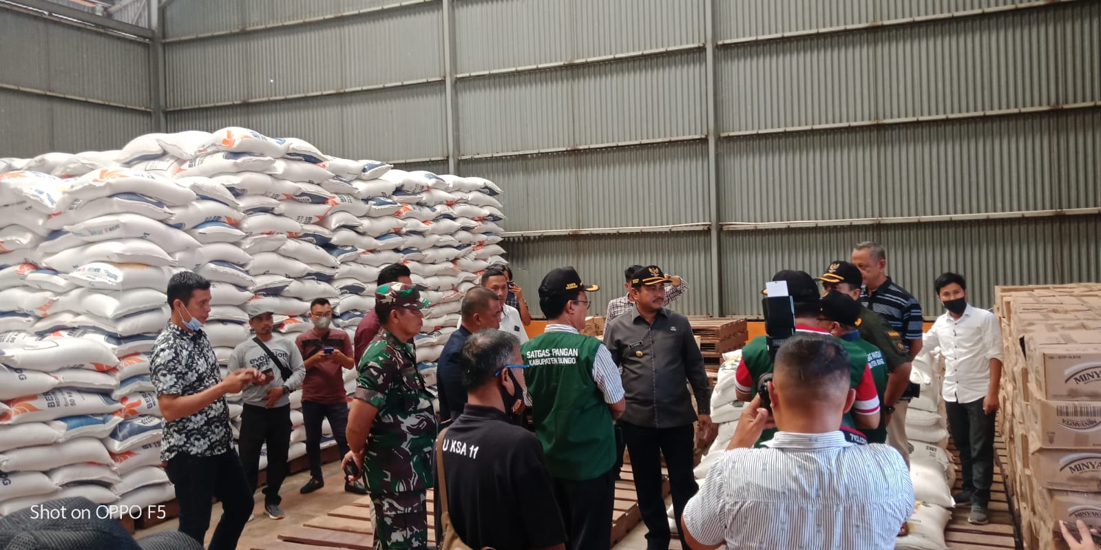 Bupati Bungo H.Mashuri Sidak Beberapa Gudang Dalam Kota Jelang Nataru 2023