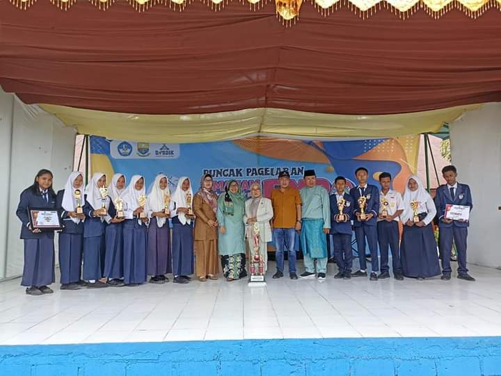 Luar Biasa SMPN 1 Pelepat Ilir Borong Piala, Sekaligus Raih Juara Umum Pada Event SMANAM EXPO 2023
