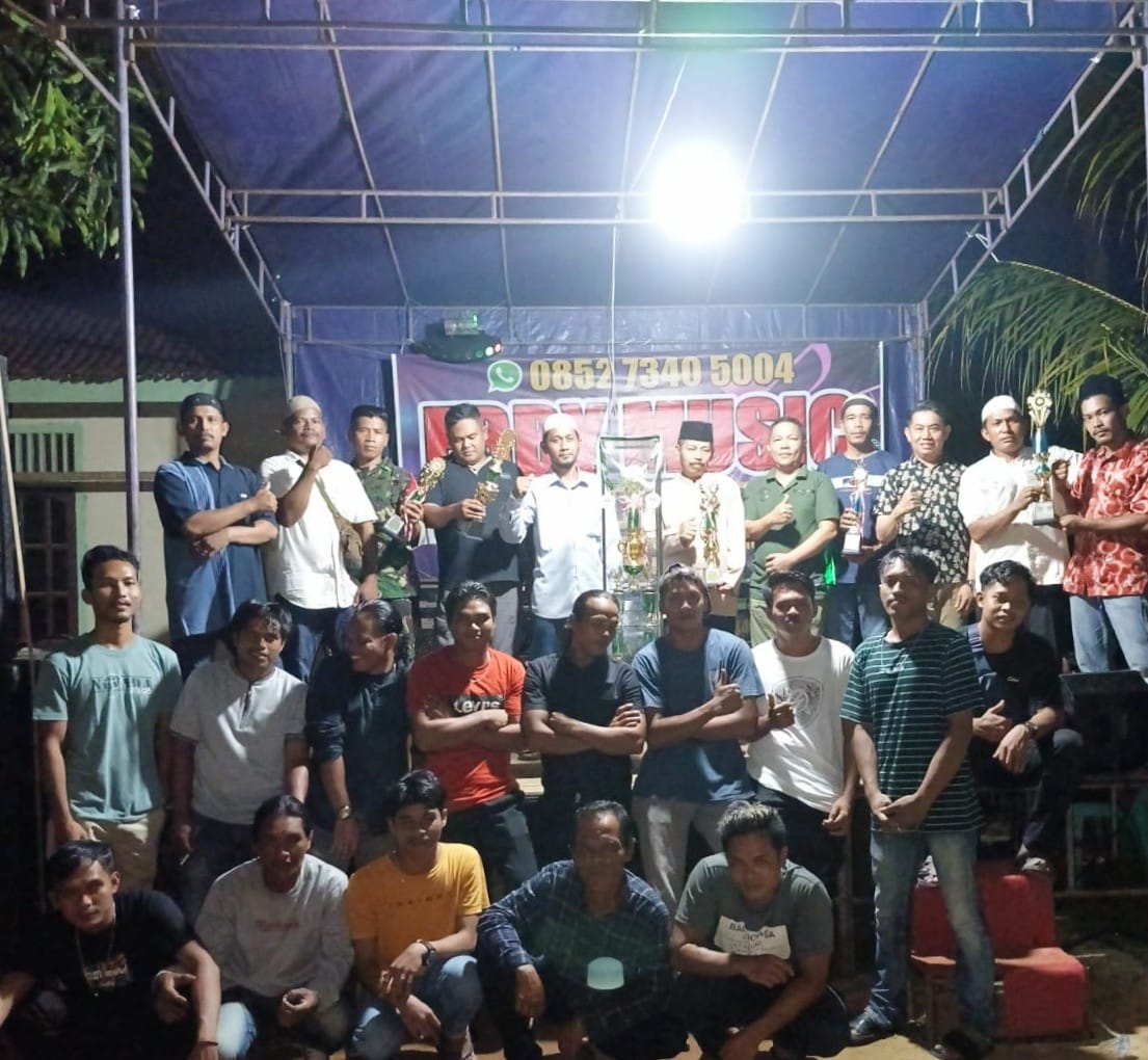 Sekdus Tanjung Menanti Hadiri Acara Syukuran Kemenangan Pacu Perahu Team SAPU JAGAT Yang Unggul Didua Kecamatan