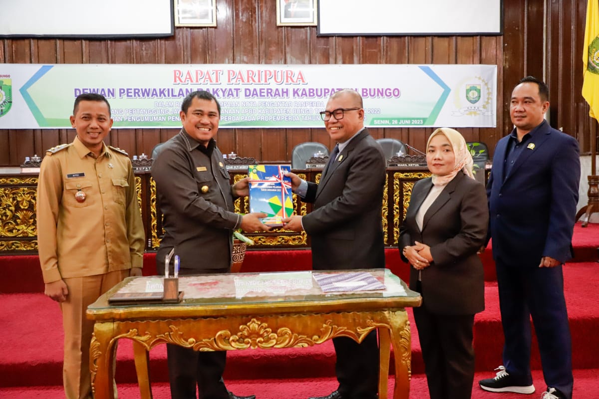 DPRD Bungo Melaksanakan Rapat Paripurna Penyampaian Nota Pengantar Ranperda Tentang Pertanggungjawaban Pelaksanaan APBD TA 2022