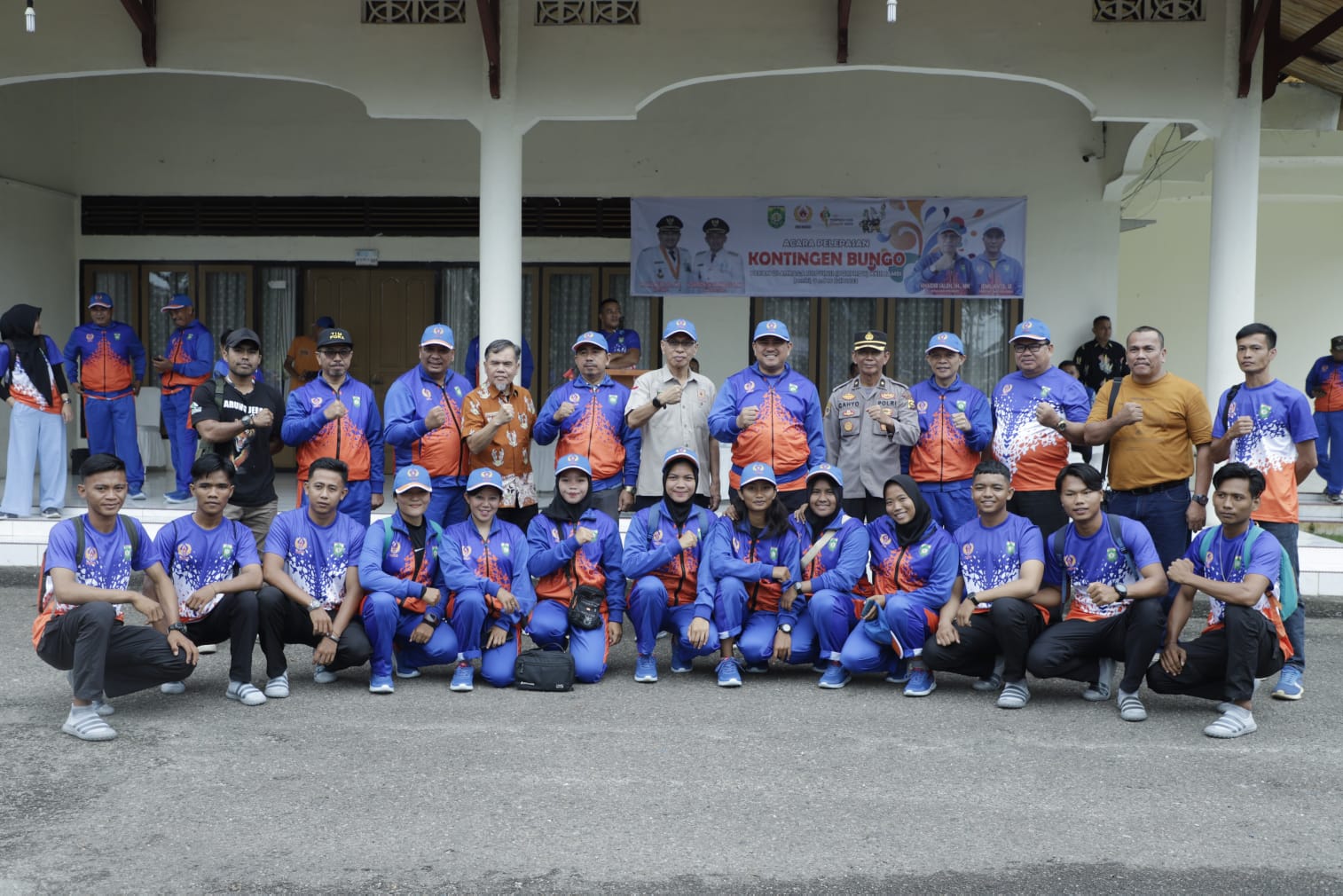 Bupati Bungo H.Mashuri SP.ME Lepas Ratusan Kontingen Kabupaten Bungo Ikuti  Porprov Jambi Ke XXIII