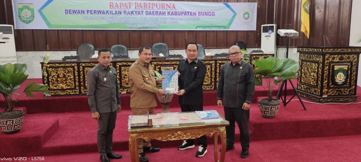 DPRD Bersama Pemkab Bungo Gelar Paripurna Penyampaian Nota Keuangan dan Ranperda Anggaran Belanja Daerah TA 2024