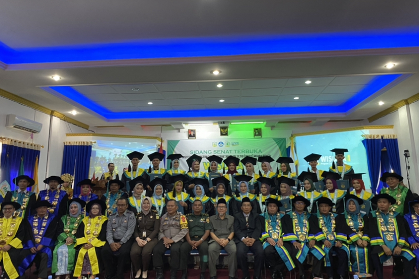 Wisuda Ke-1 Program Diploma dan Sarjana,IAKSS Muara Bungo Harapkan Lulusannya Mampu Bersaing dan Ciptakan Lapangan Kerja Baru