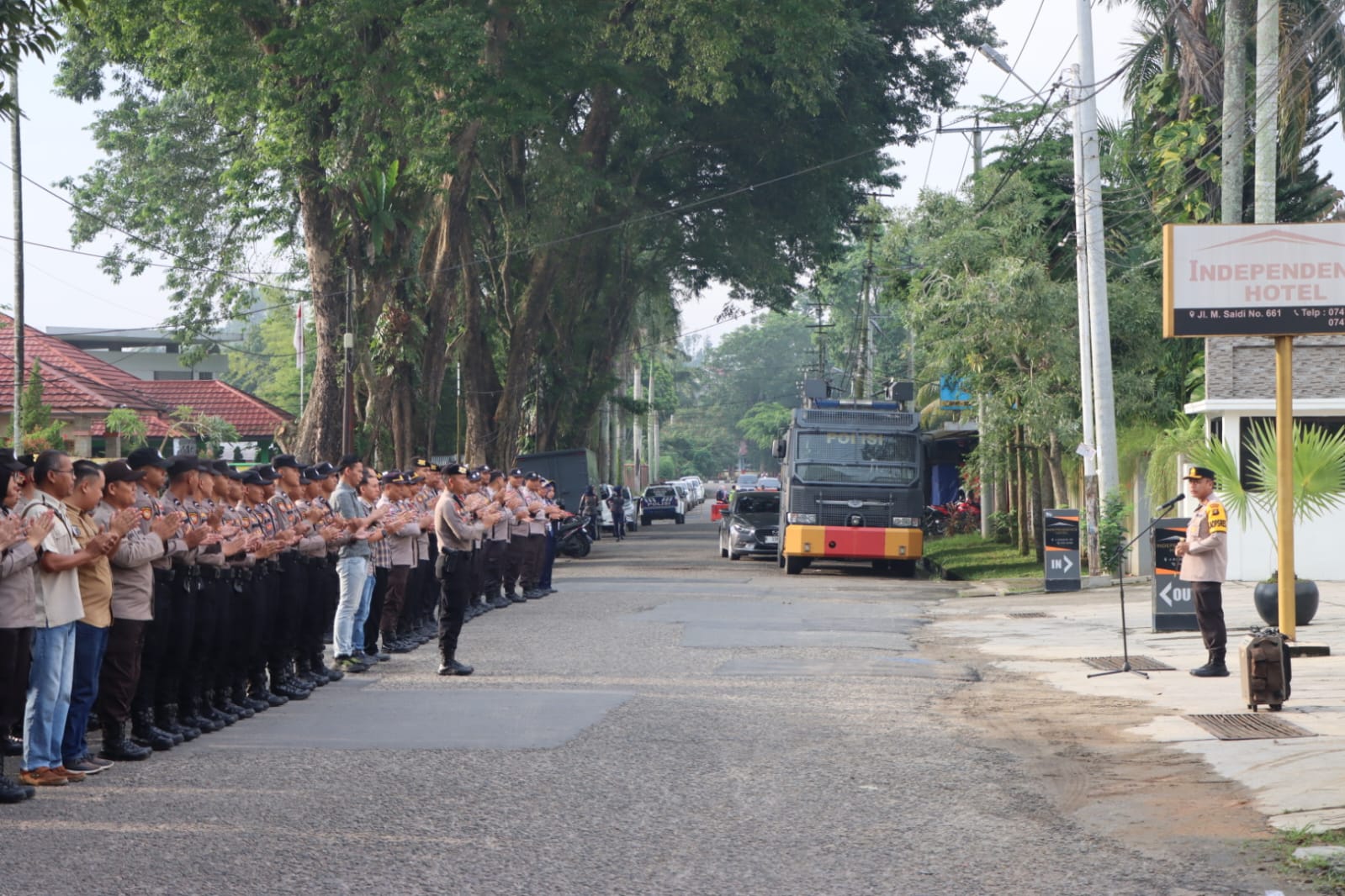 Kapolres Bungo Pimpin Langsung Apel Pengamanan Pleno KPU