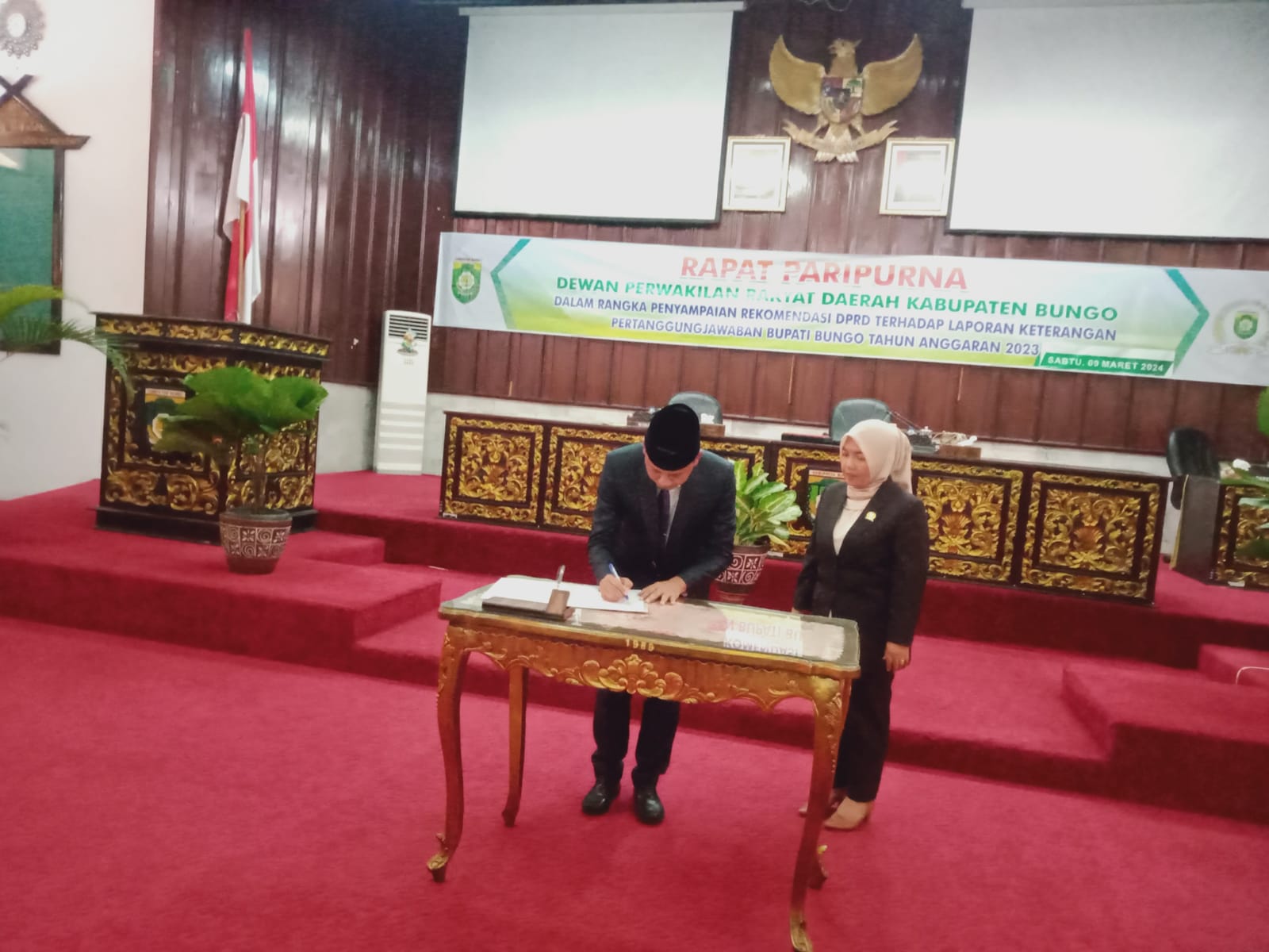 DPRD Bungo Gelar Raker Terkait Penyampaian Jawaban Pemda Atas Pandangan Umum Fraksi DPRD Terhadap LKPJ Bupati Bungo TA 2023