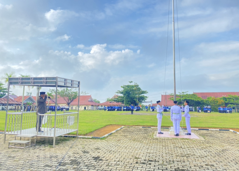 Sekda Bungo Pimpin Upacara Peringatan Hari Otonomi Daerah Ke-XXVIII Tahun 2024
