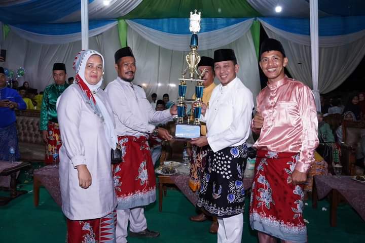 MTQ Tingkat Kecamatan Tanah Sepenggal Resmi Ditutup,Prestasi Membanggakan Dusun Sungai Gambir Keluar Sebagai Juara Umum