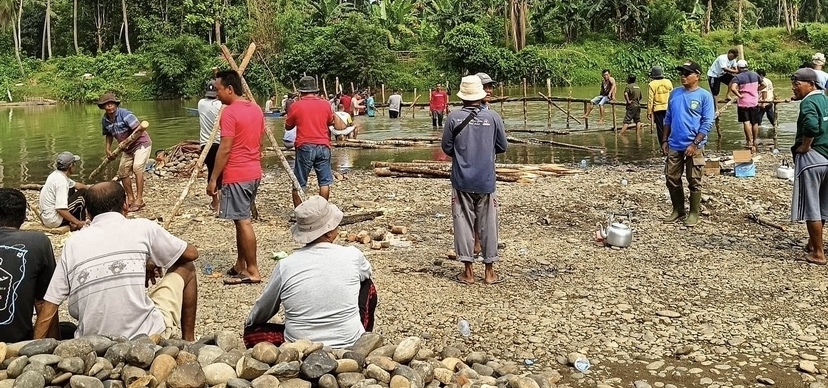 Kabar Gembira !! Lubuk Larangan Tepian Napal Dusun Tanah Tumbuh Segera Dibuka,Masyarakat Antusias Lakukan Gotong Royong Bersama