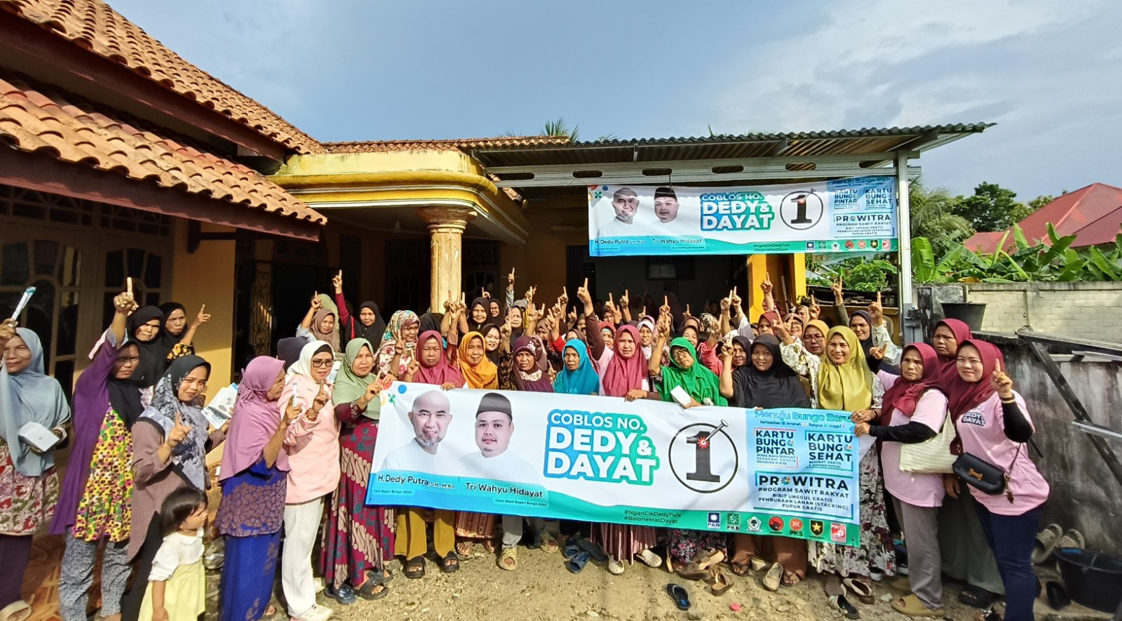 Ingin Perubahan,Emak-emak di Sungai Binjai Makin Mantap Dukung Paslon 01 Dedy-Dayat