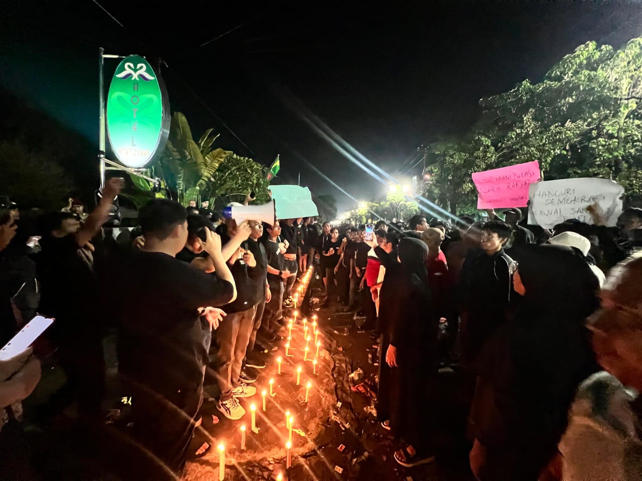 Aksi Damai Saat Rekapitulasi Suara, Massa Tuntut Netralitas KPU dan Bawaslu Bungo
