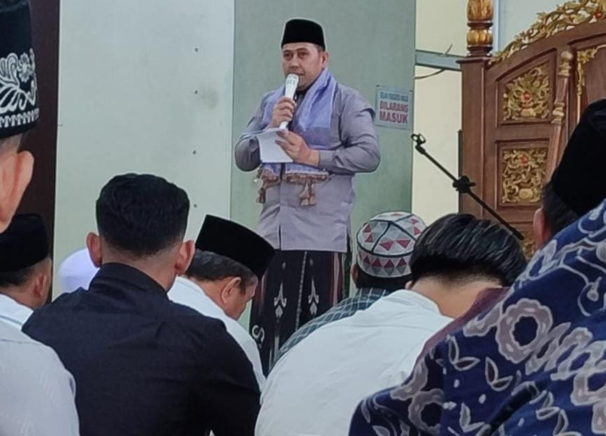 Ciptakan Harmonisasi, Bupati Merangin dan Wabup Tunaikan Sholat Idul Fitri 1446 H di Masjid Baitul Makmur Bangko