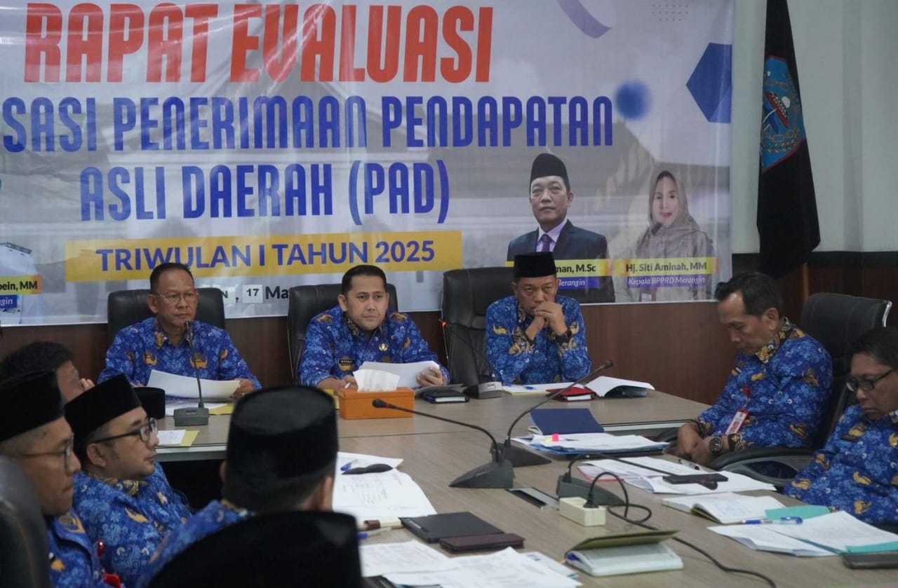 Ditengah Rapat Evaluasi PAD, Bupati Merangin Tegaskan Daerah Mestinya Cari Duit Bukan Hanya Menghabiskan