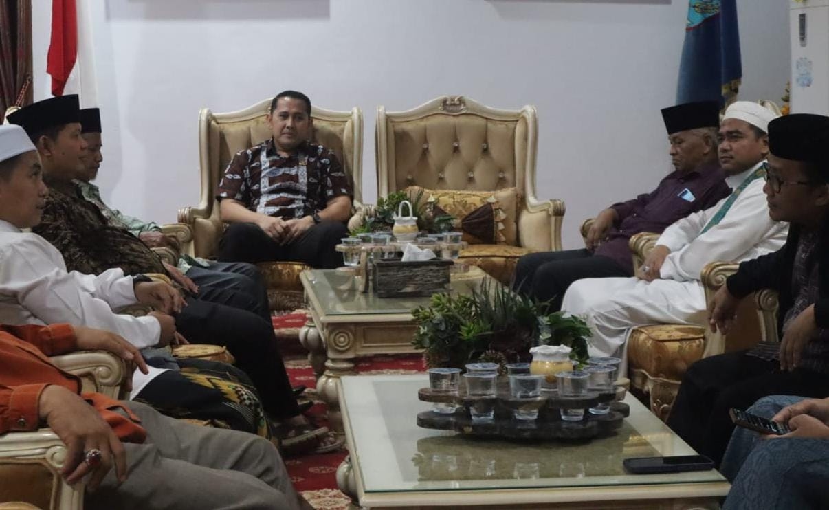 Bupagi H M Syukur Buka Puasa Bersama Pengurus MUI Merangin