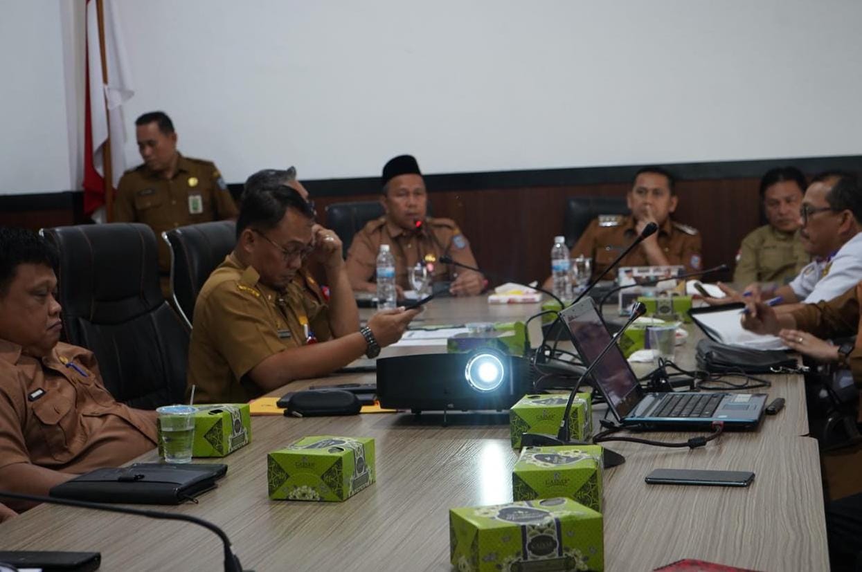 Percepat Wujudkan Merangin Bersih dan Sehat Bupati M Syukur Gelar Raker Pembinaan dan Asistensi