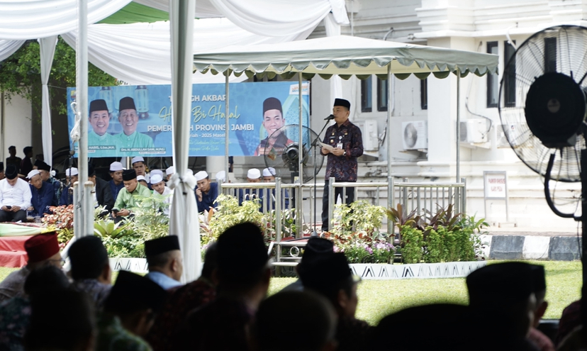 Gelar Tabligh Akbar dan Halal Bihalal, Pesan Gubernur Al Haris : Bekerjalah Dengan Ikhlas