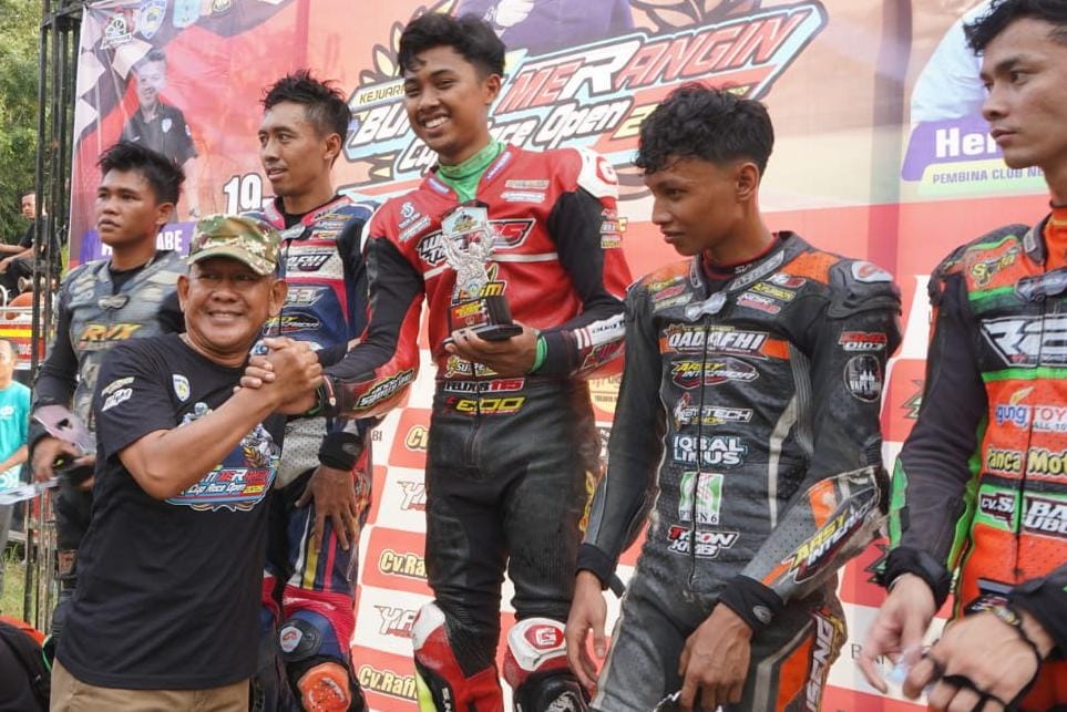 Wabup Merangin H Abdul Khafidh Tutup Road Race Bupati Cup, Ini Juara Umumnya
