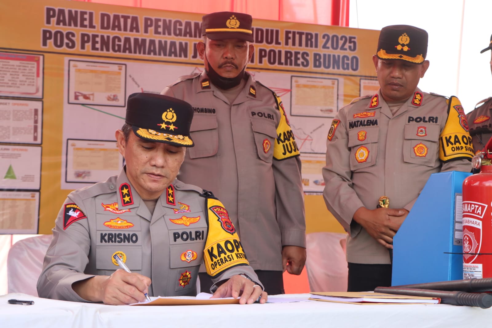 Kapolres Bungo Dampingi Kapolda Jambi Kunjungi Pospam Idul Fitri Dijalinsum Dusun Sirih Sekapur Jujuhan