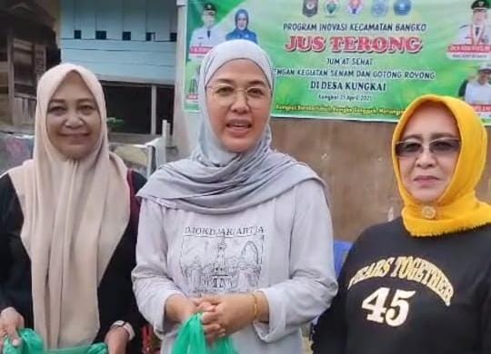 Ketua TP PKK Merangin Launching Program ” Jus Terong “