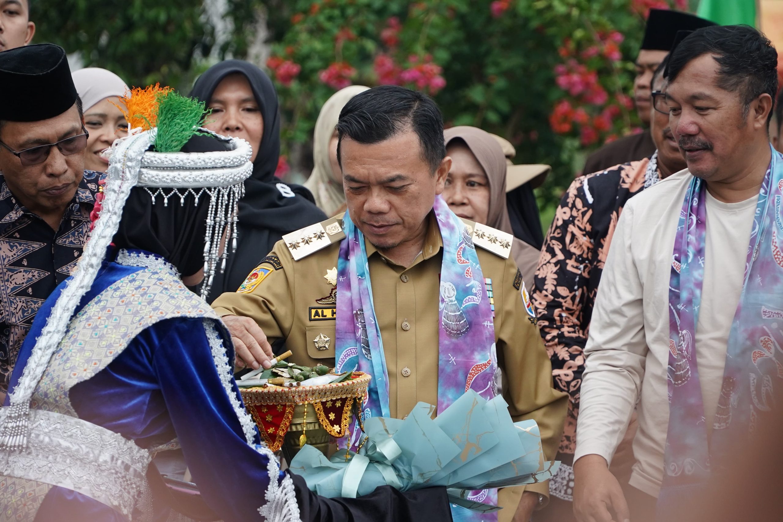 Pertisun Perdana di Kerinci, Gubernur Al Haris Bawa Pejabat Turun Langsung Ke Dusun Serap Aspirasi Warga