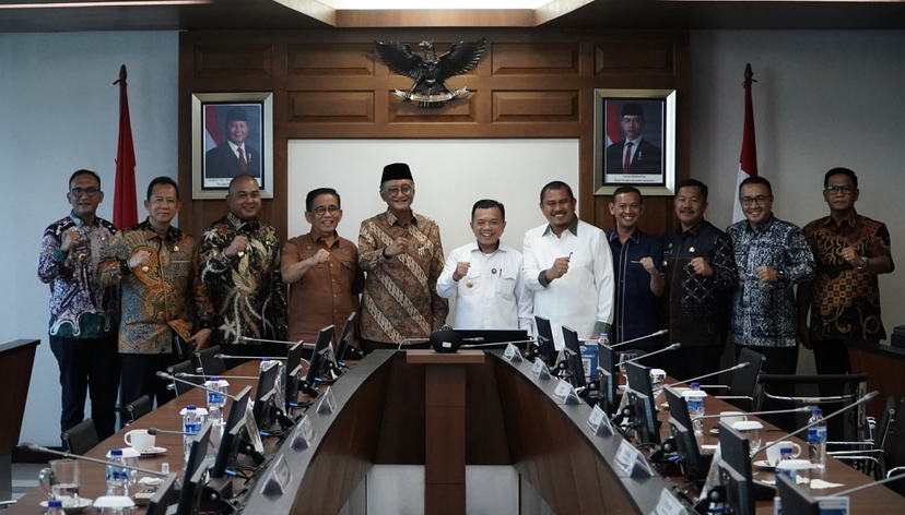 Gubernur Jambi Al Haris Temui Menteri PU, Dorong Pembangunan Infrastruktur di Jambi