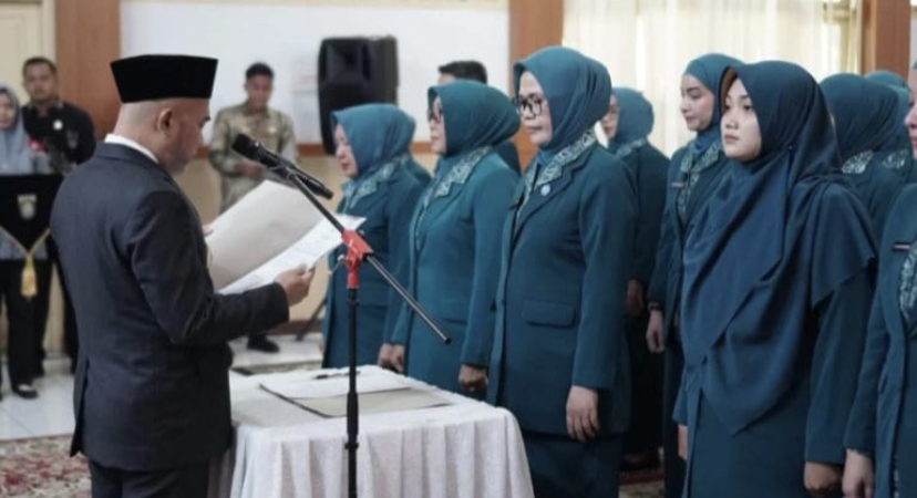 Bupati Bungo Dedy Putra Lantik Pengurus TP PKK Kabupaten Bungo Periode 2025-2030