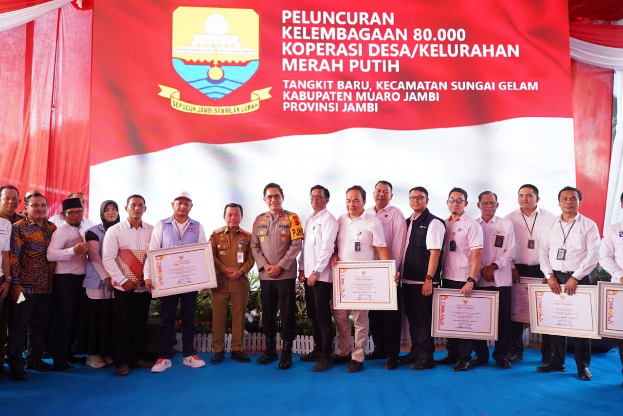 Presiden RI Resmikan 80.000 Koperasi Desa Merah Putih Se-Indonesia, Gubernur Al Haris: Program Ini Tingkatkan Ekonomi Masyarakat Desa