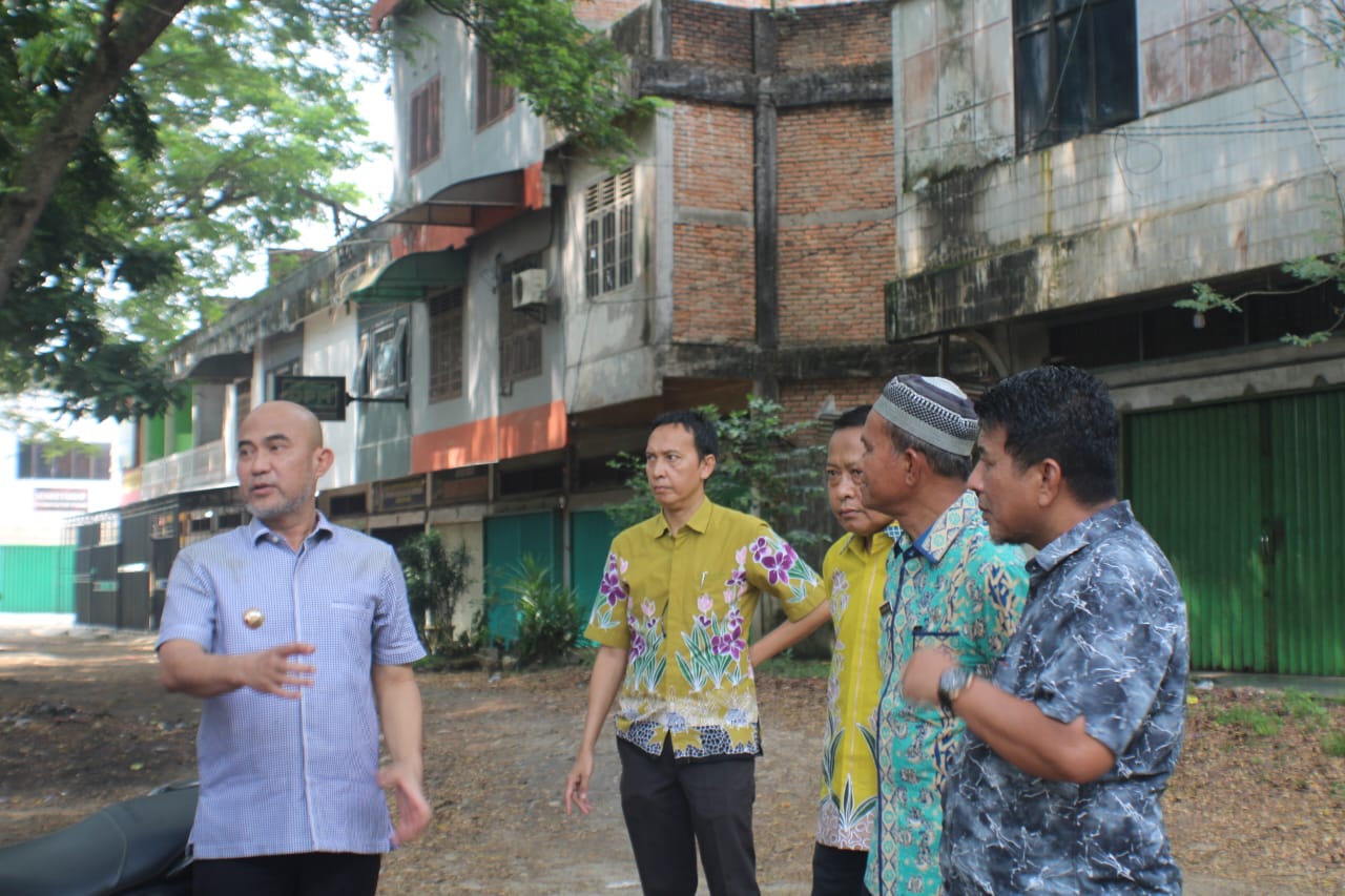 Bagian Dari Program Revitalisasi Kota, Bupati Bungo Tinjau Lokasi Pembangunan TSD dan Pelebaran Jalan